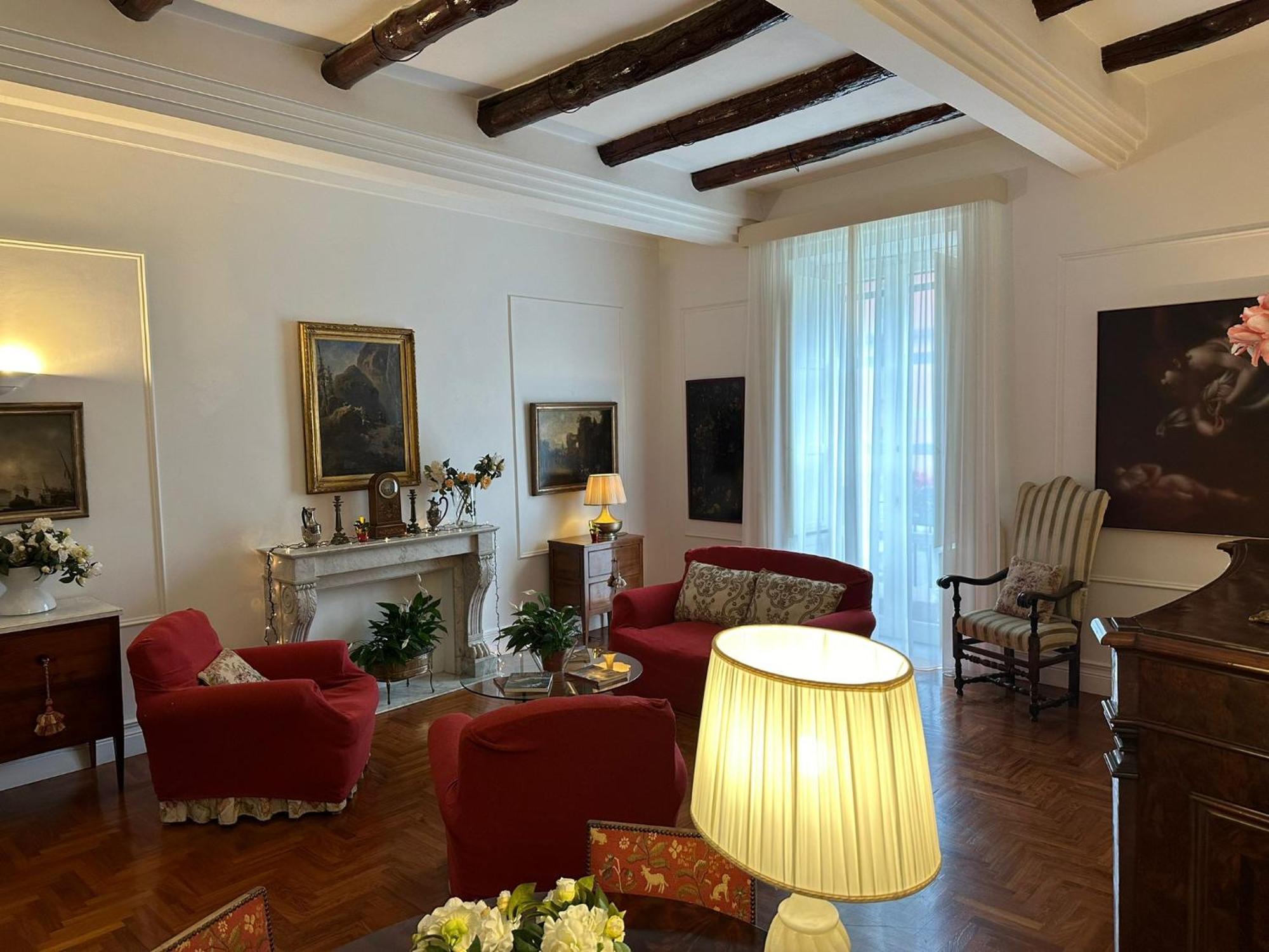 Apartment Casasu By Dimorra Naples
